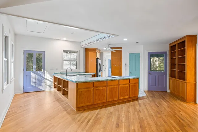 $1,100,000 | 17 Middleton Oaks Road, Charleston, SC 29414