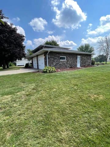 $390,000 | 3076 Inverness Lane, New Franken, WI 54229