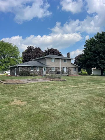 $390,000 | 3076 Inverness Lane, New Franken, WI 54229