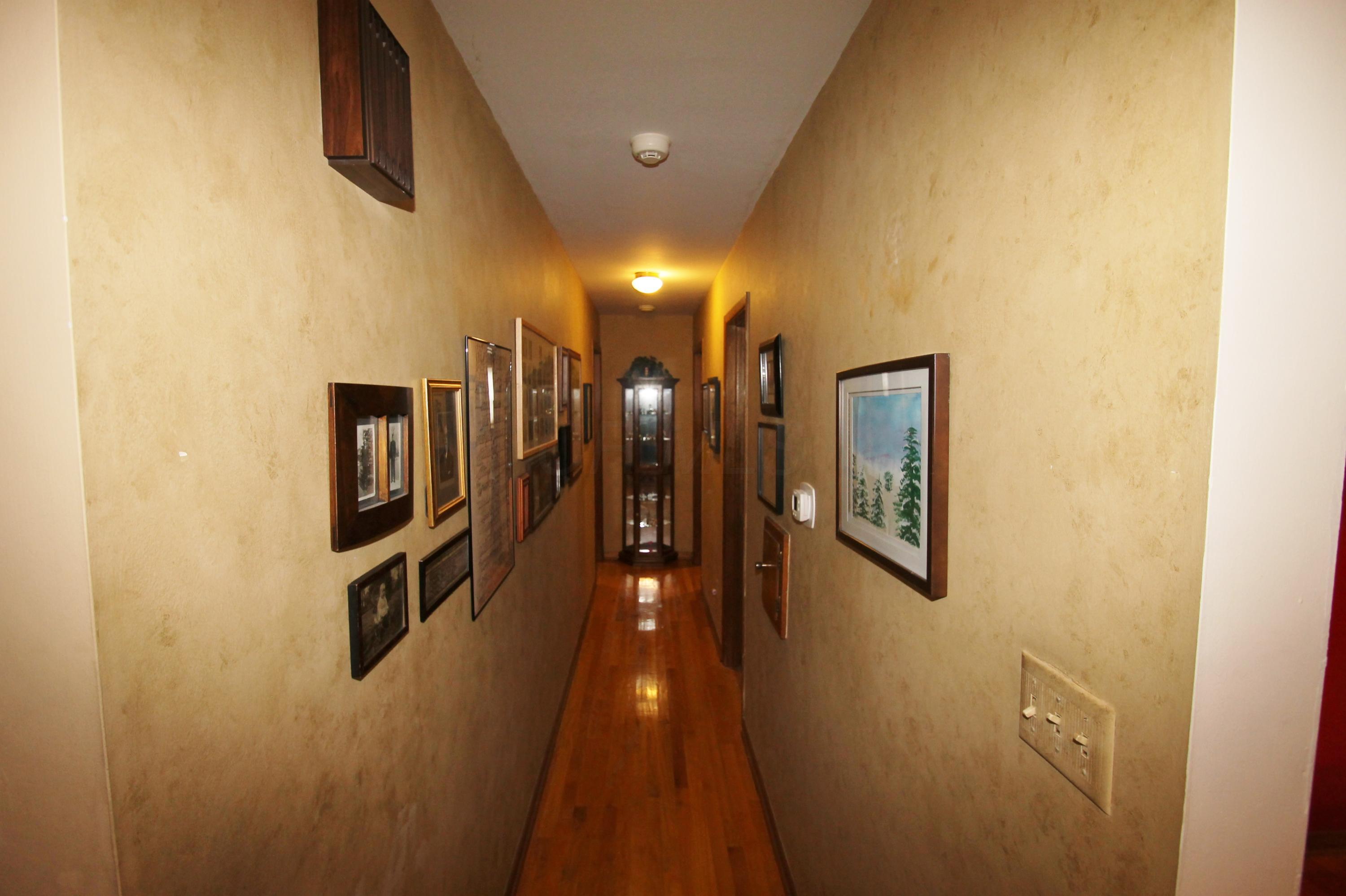6081 Sandgate Road Columbus, OH 43229 - Photo 15 of 34 Gallery Image 15