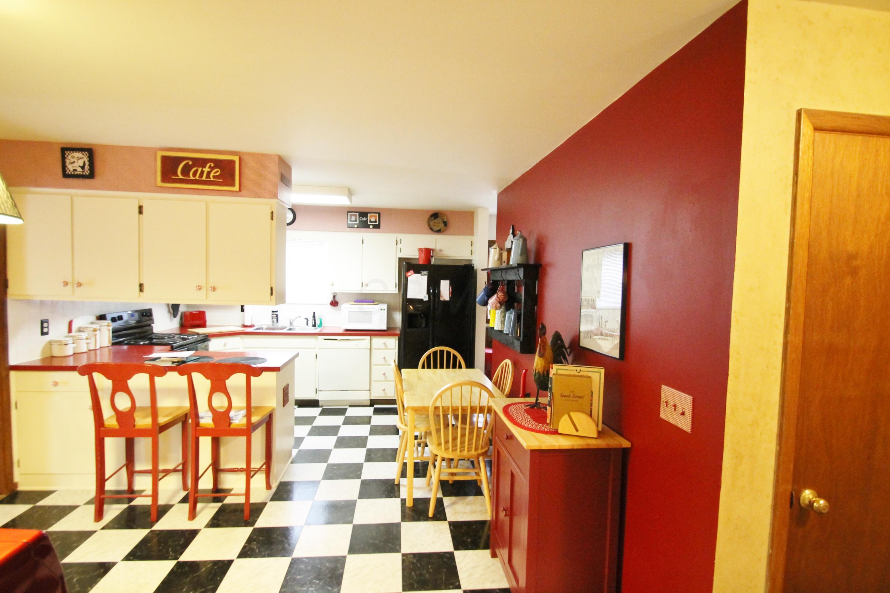 6081 Sandgate Road Columbus, OH 43229 - Photo 20 of 34 Gallery Image 20