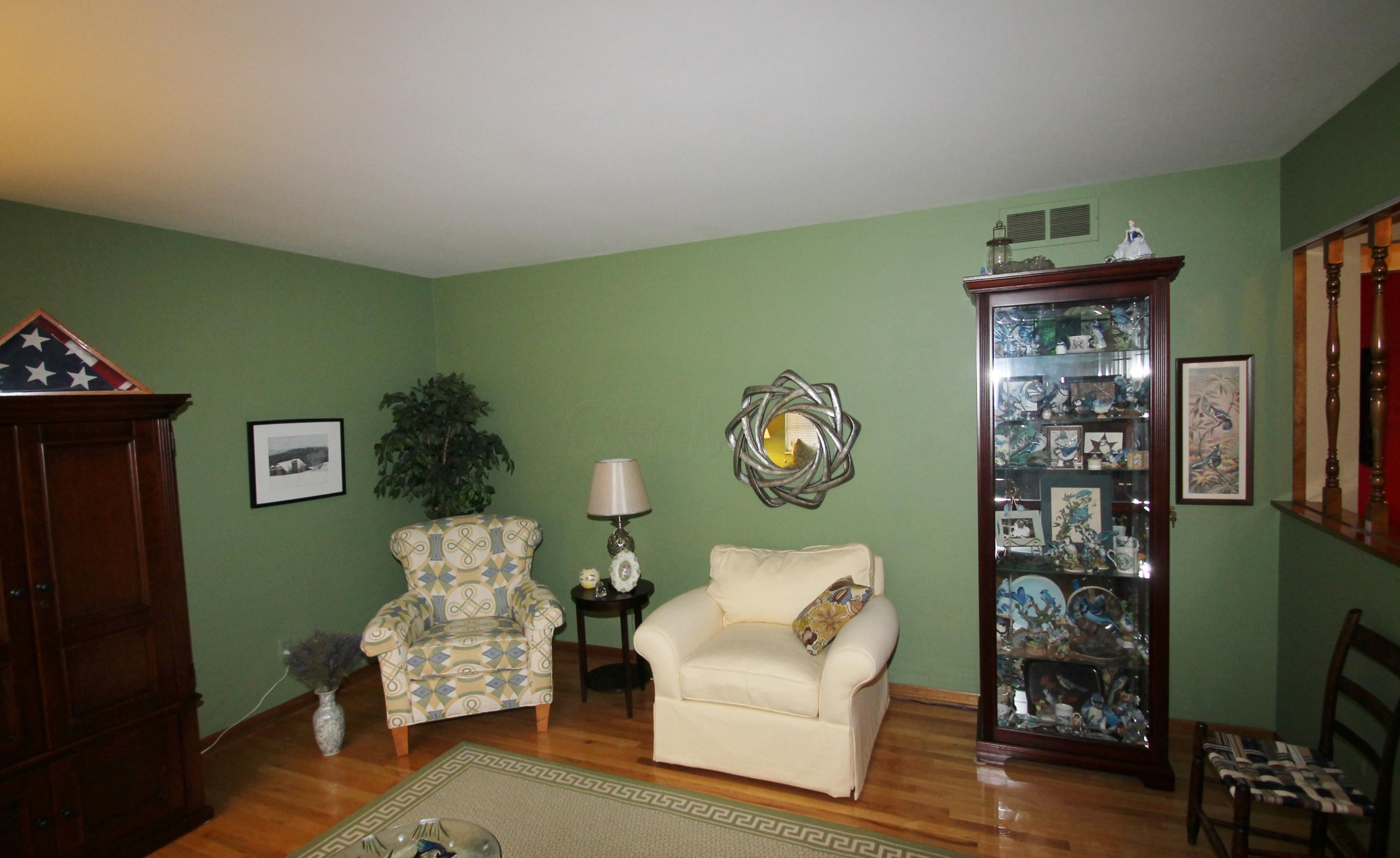 6081 Sandgate Road Columbus, OH 43229 - Photo 5 of 34 Gallery Image 5