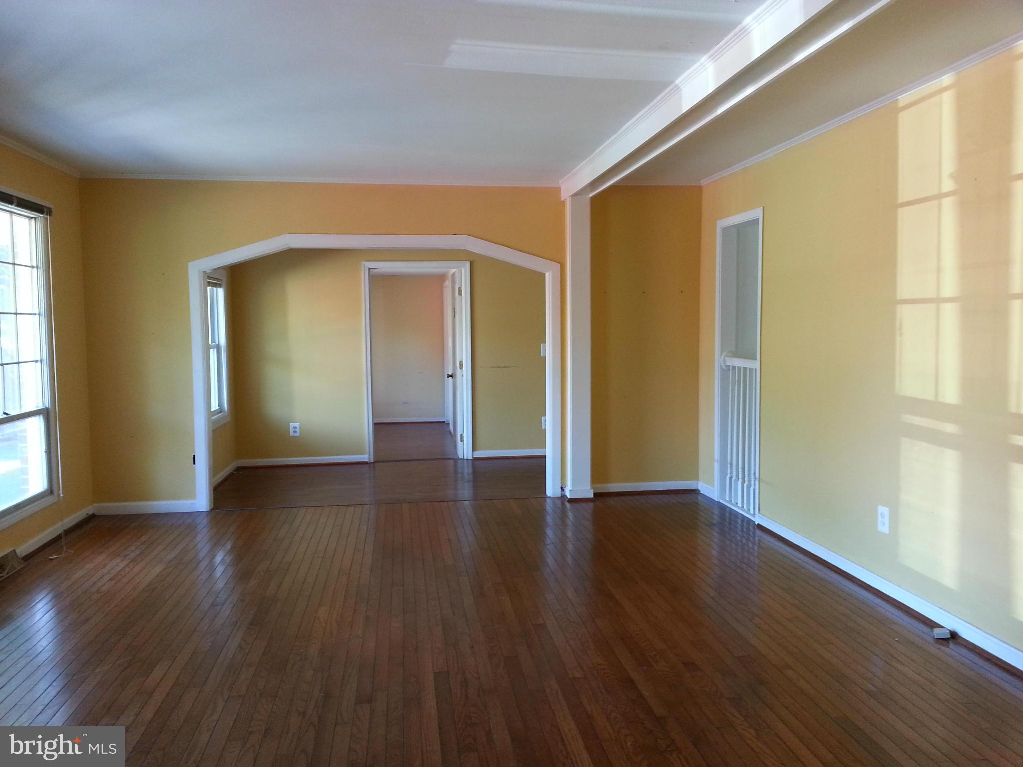 2612 Bel Pre Road Silver Spring, MD 20906 - Photo 3 of 30 Living Room