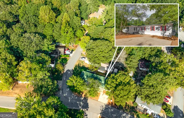 a view of a garden with pathway