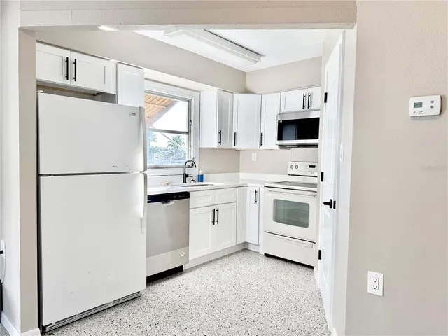 $1,850 | 4528 Floramar Terrace, New Port Richey, FL 34652