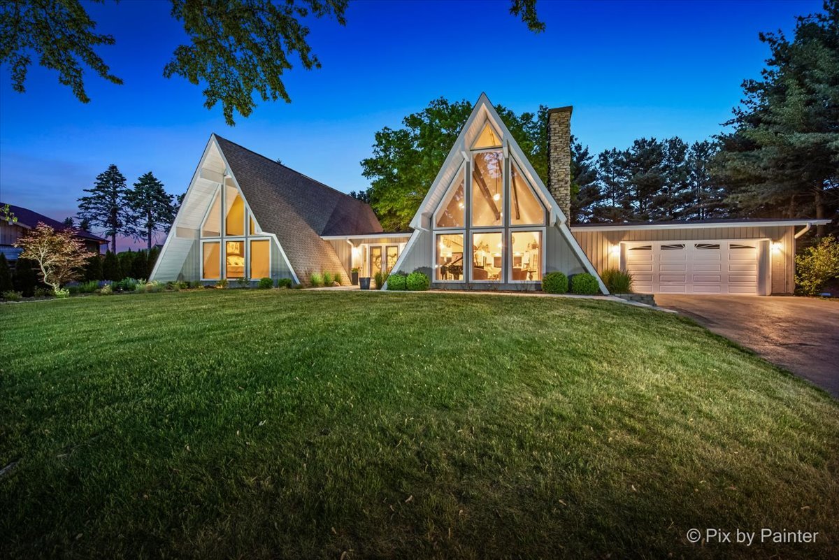 2628 Knob Hill Road Johnsburg, IL 60051 - Photo 2 of 43