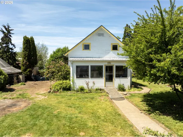 $260,000 | 1299 41st Avenue, Sweet Home, OR 97386