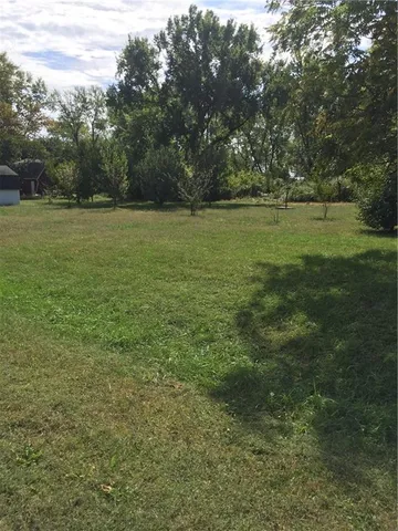 $75,000 | 210 Preston Street, Kincaid, KS 66039