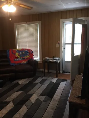 $65,000 | 210 Preston Street, Kincaid, KS 66039