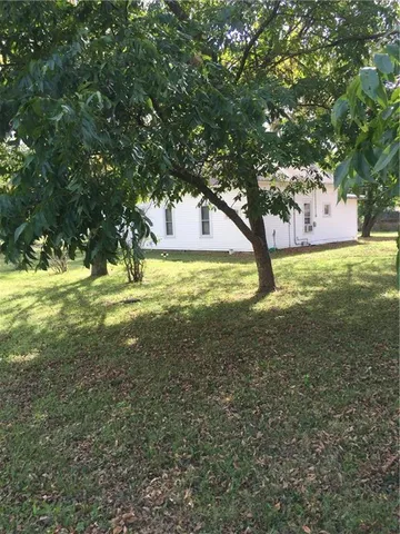 $75,000 | 210 Preston Street, Kincaid, KS 66039