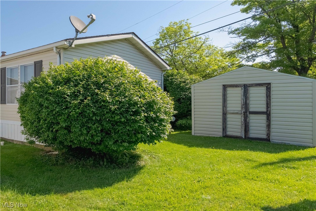 18592 Edwards Road, Unit 1 Doylestown, OH 44230 - Photo 4 of 28 Gallery Image 4