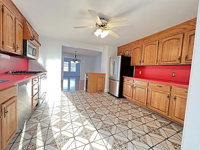 $3,000 | 29 Cottage Street, Unit 2, Natick, MA 01760