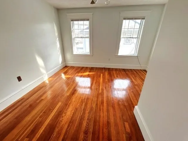 $3,000 | 29 Cottage Street, Unit 2, Natick, MA 01760