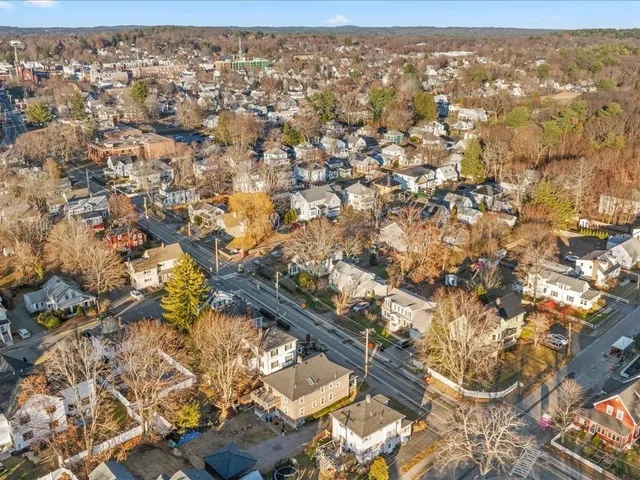 $3,000 | 29 Cottage Street, Unit 2, Natick, MA 01760