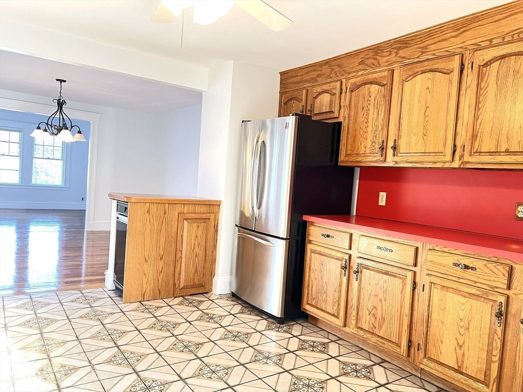 29 Cottage Street, Unit 2 Natick, MA 01760 - Photo 4 of 27