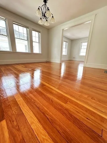 $3,000 | 29 Cottage Street, Unit 2, Natick, MA 01760