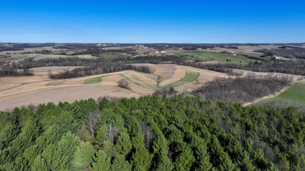 $2,100,000 | 229.98-acres Whitcomb Lane, Lancaster, WI 53813