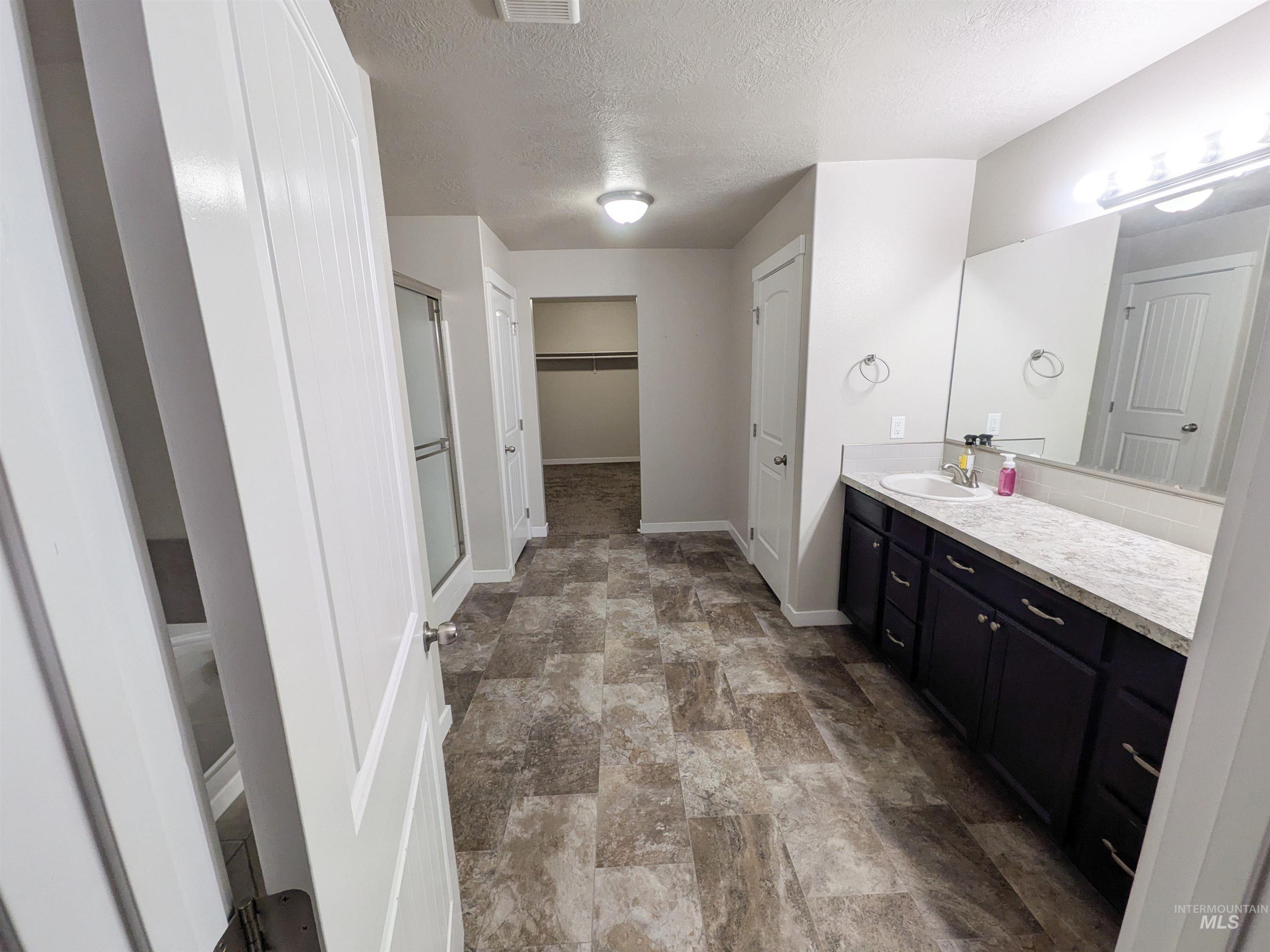 3711 East Holly Ridge Drive Nampa, ID 83686 - Photo 16 of 25