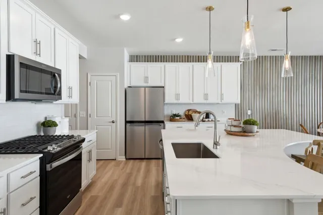 $359,990 | 14963 Avondale View, Rosemount, MN 55068