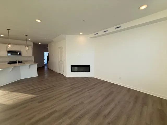 $359,990 | 14963 Avondale View, Rosemount, MN 55068