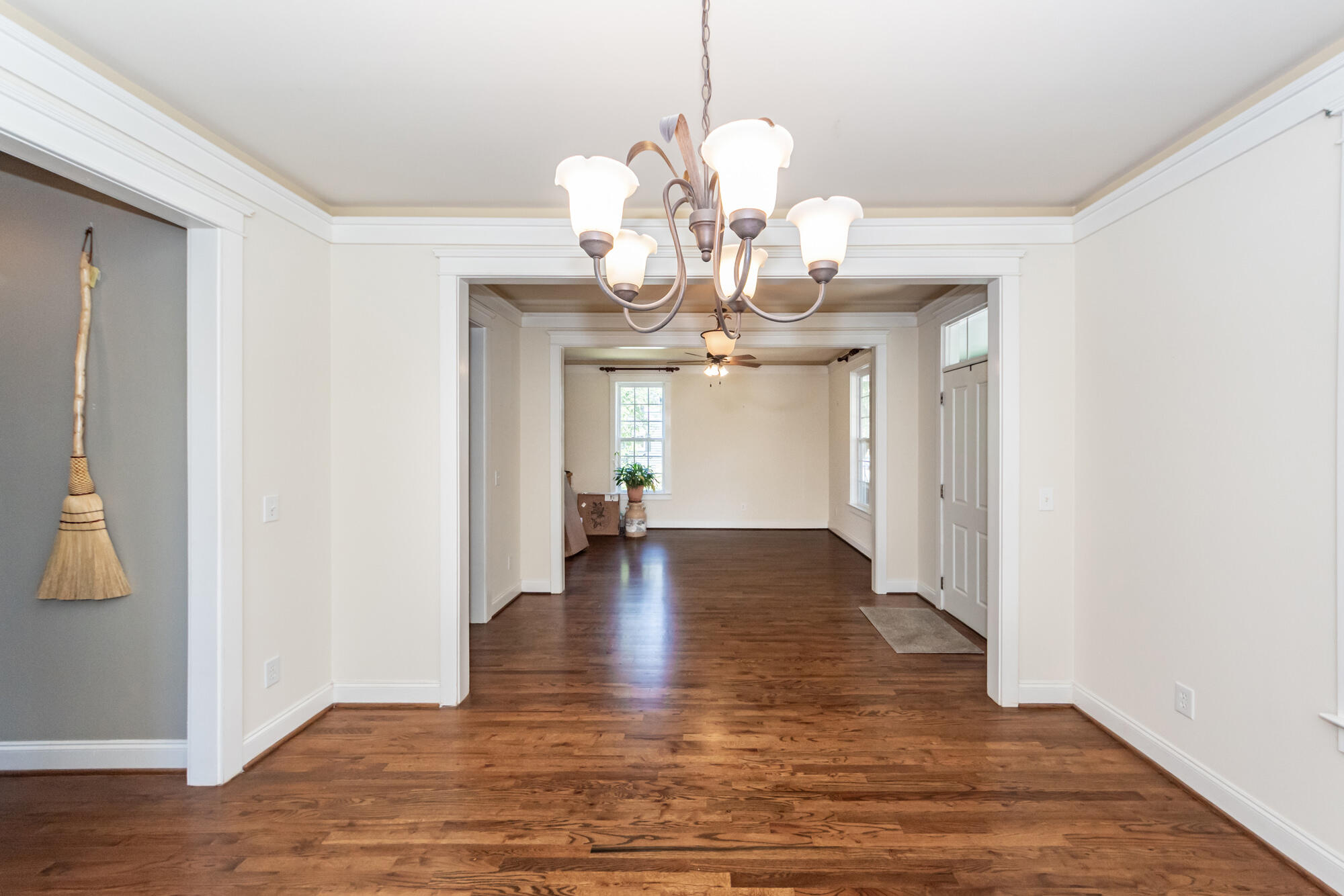 400 Hydrangea Street Summerville, SC 29483 - Photo 8 of 75 06 (1)
