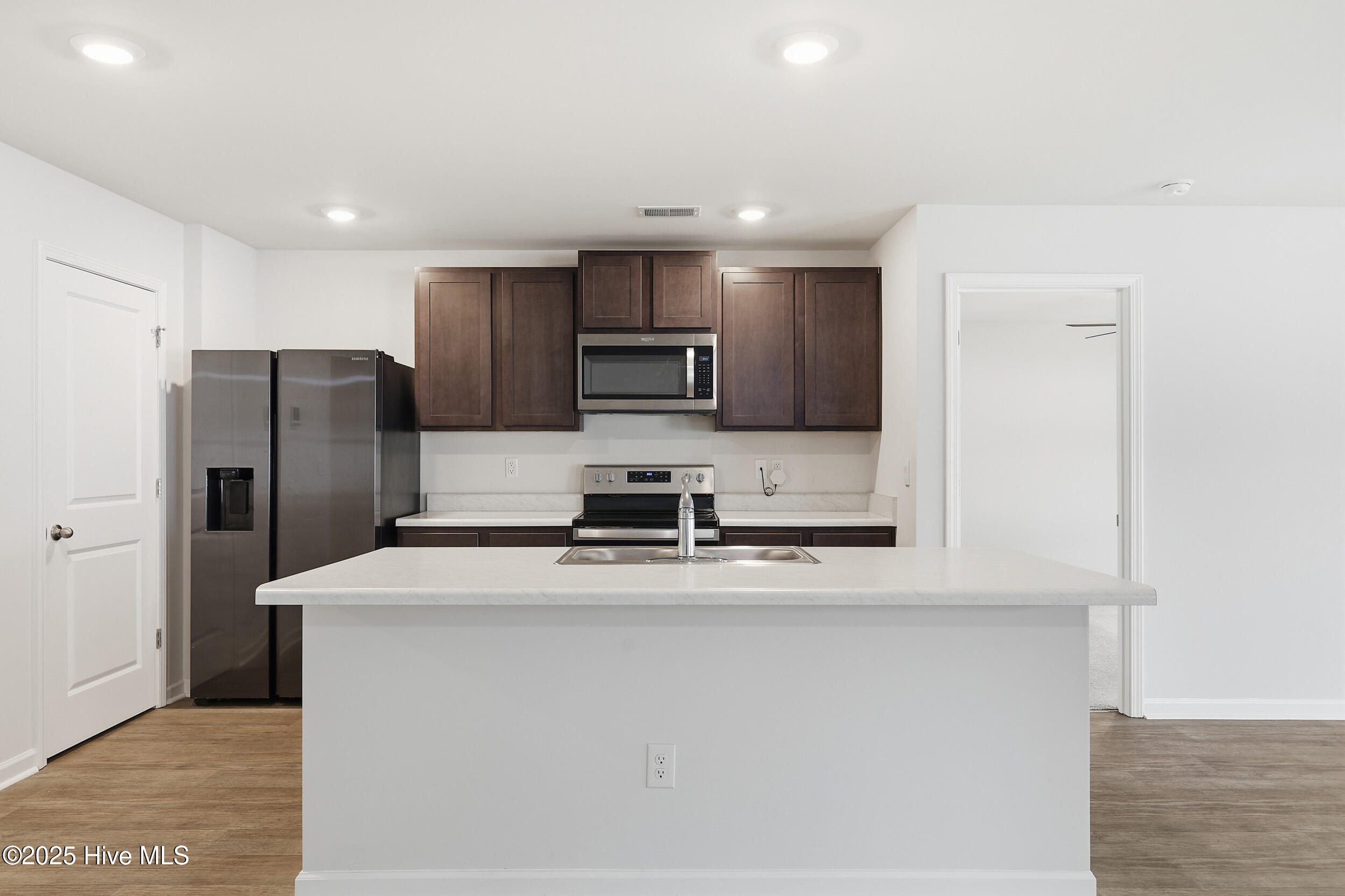 668 Buckeye Road Northeast Leland, NC 28451 - Photo 12 of 30 12_img_4043