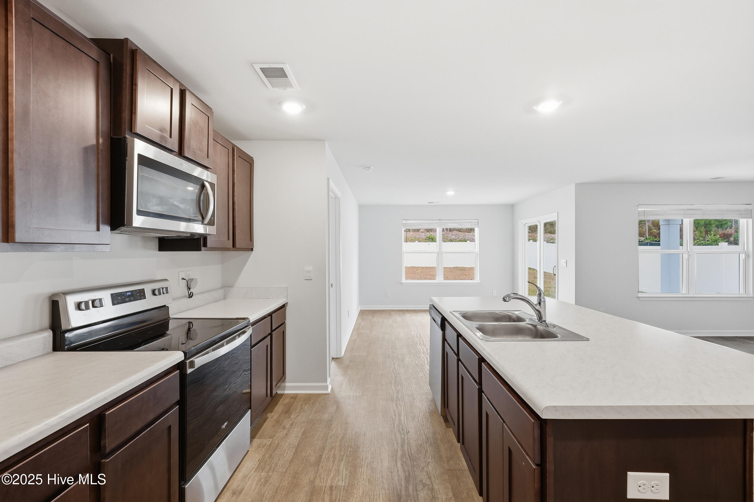 668 Buckeye Road Northeast Leland, NC 28451 - Photo 13 of 30 13_img_4046