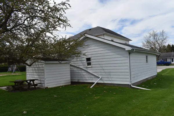 $149,900 | 208 South Jefferson Street, Flanagan, IL 61740