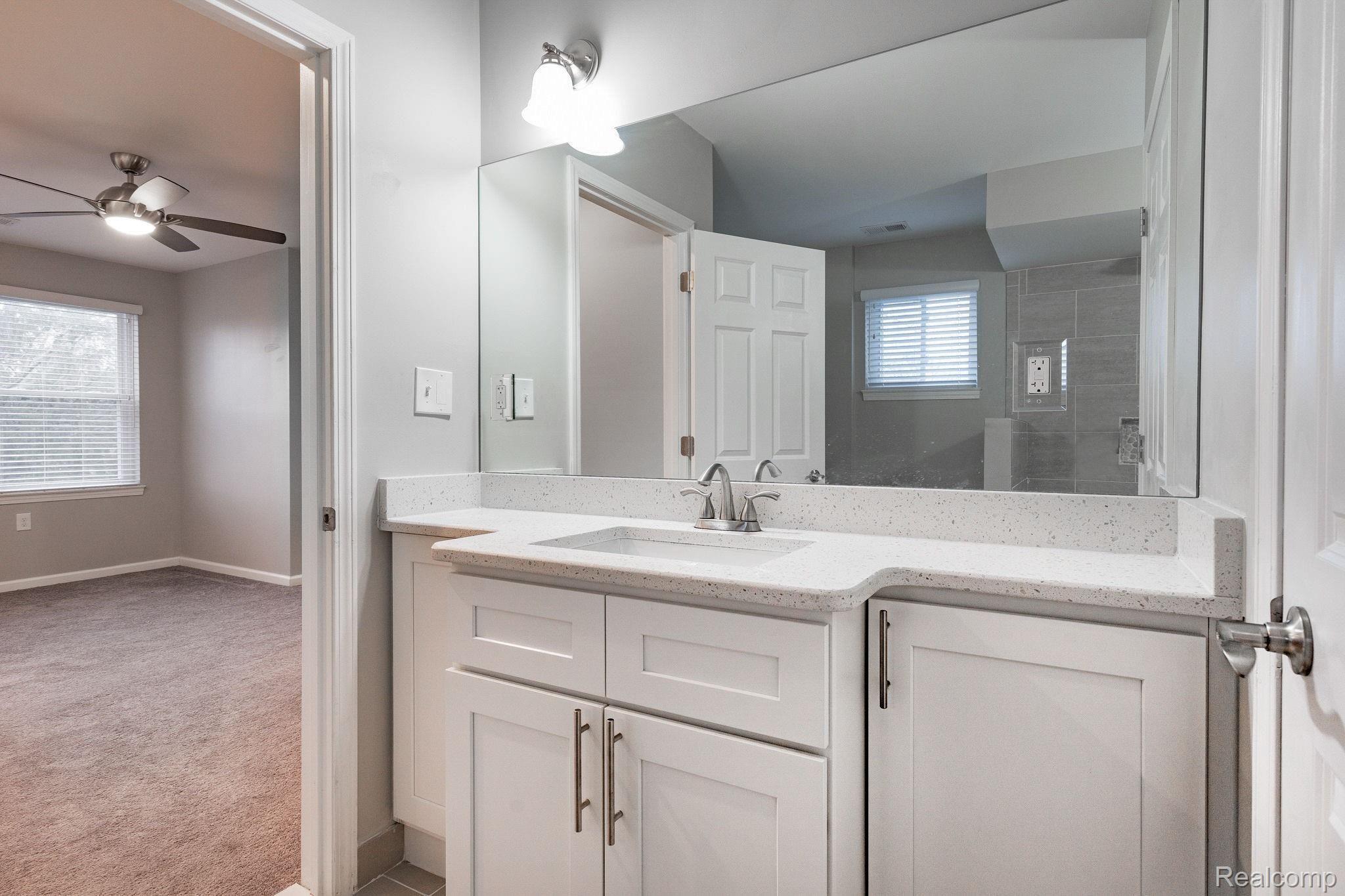 2604 Manchester Road Birmingham, MI 48009 - Photo 29 of 50 29-web-or-mls-2604-Manchester-Rd-29.jpg