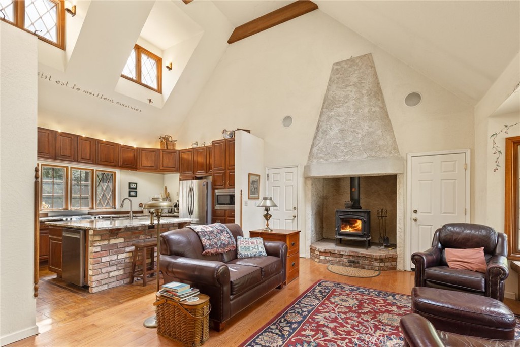 5555 Platt Mountain Road Forest Ranch, CA 95942 - Photo 8 of 55 Spacious family room.