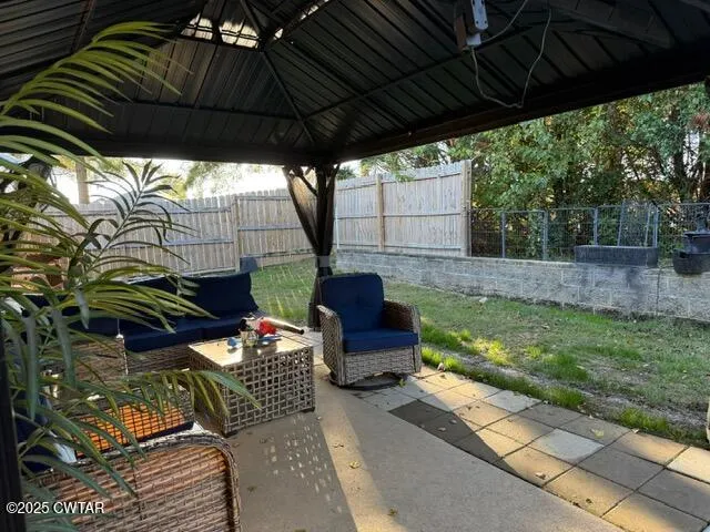 a view of a outdoor space