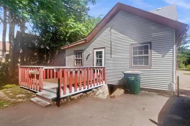 $239,900 | 428 East Wilson Street, Batavia, IL 60510