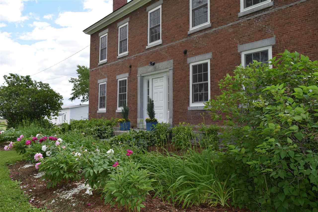 357 Mountain Road Addison, VT 05491 - Photo 3 of 39