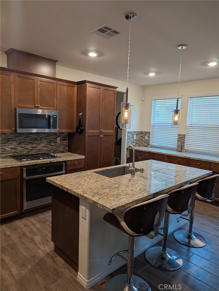 8667 Autumn Path Street Chino, CA 91708 - Photo 4 of 20