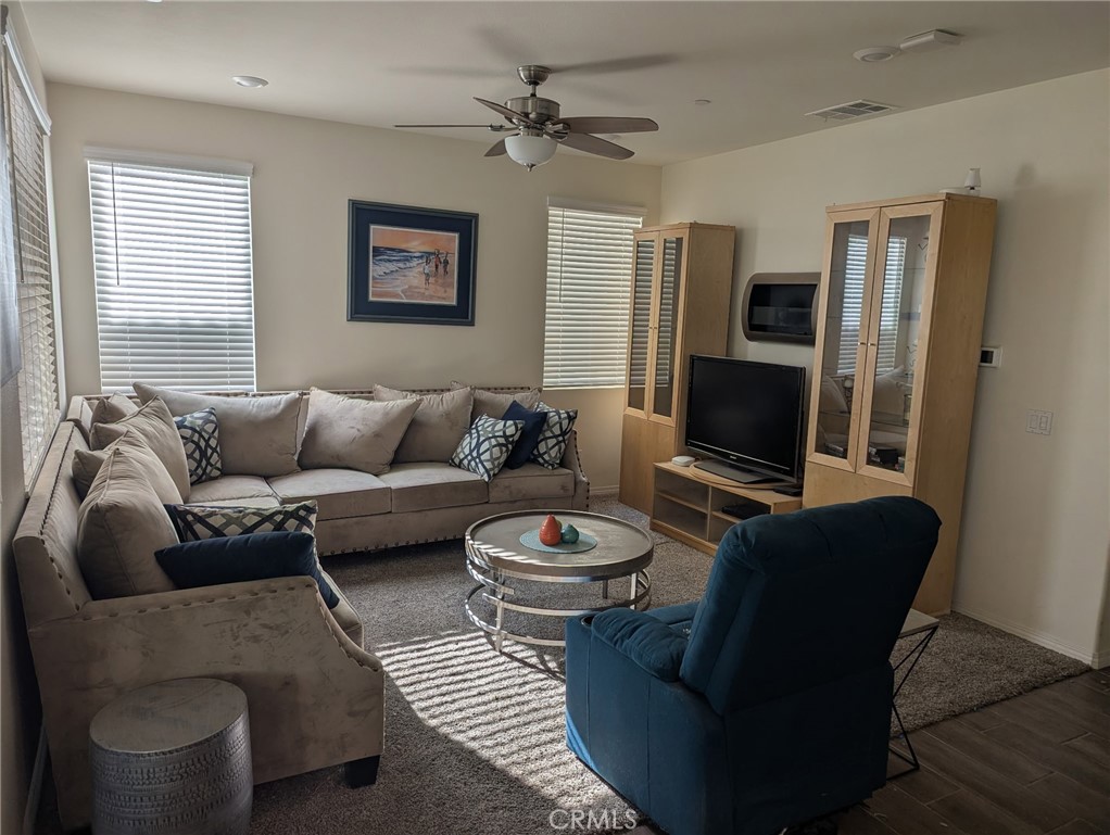 8667 Autumn Path Street Chino, CA 91708 - Photo 7 of 20