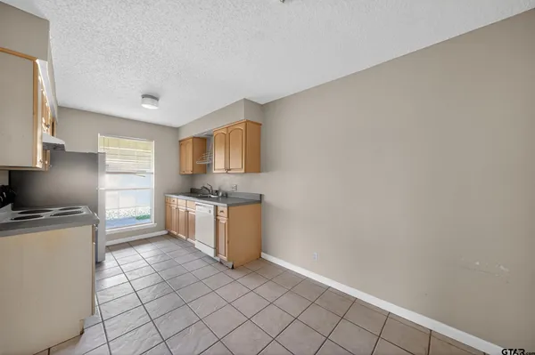 $1,450 | 4304 Edinburgh Drive, Tyler, TX 75703