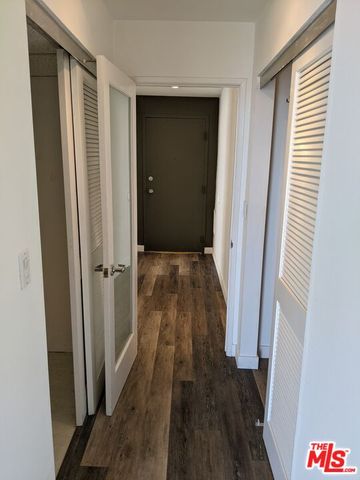 $2,850 | 906 North Doheny Drive, Unit 501, West Hollywood, CA 90069