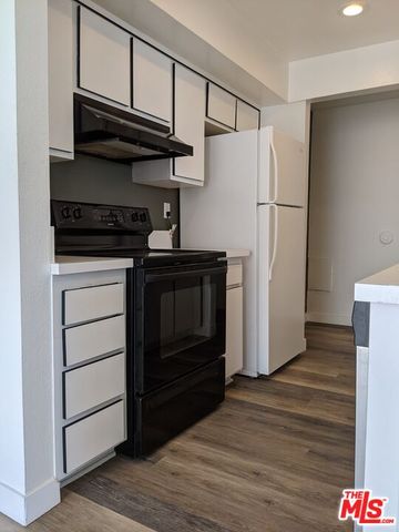 $2,850 | 906 North Doheny Drive, Unit 501, West Hollywood, CA 90069