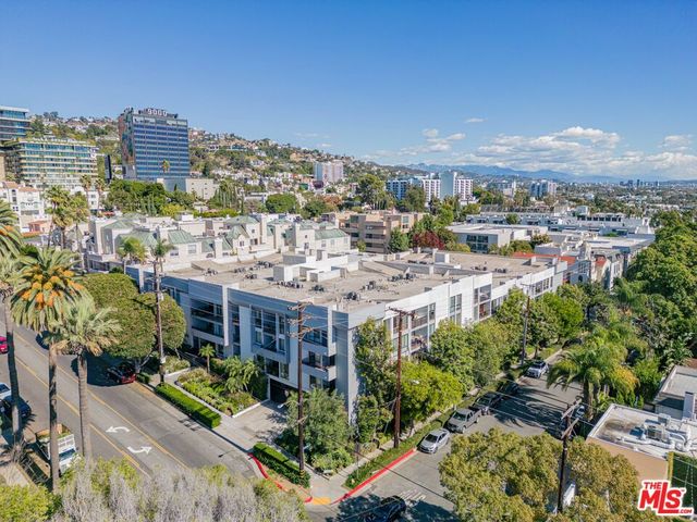 $2,850 | 906 North Doheny Drive, Unit 501, West Hollywood, CA 90069