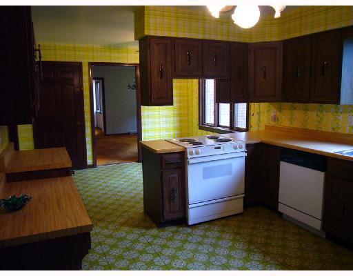 214 Brookside Road Economy, PA 15005 - Photo 3 of 15 Kitchen.