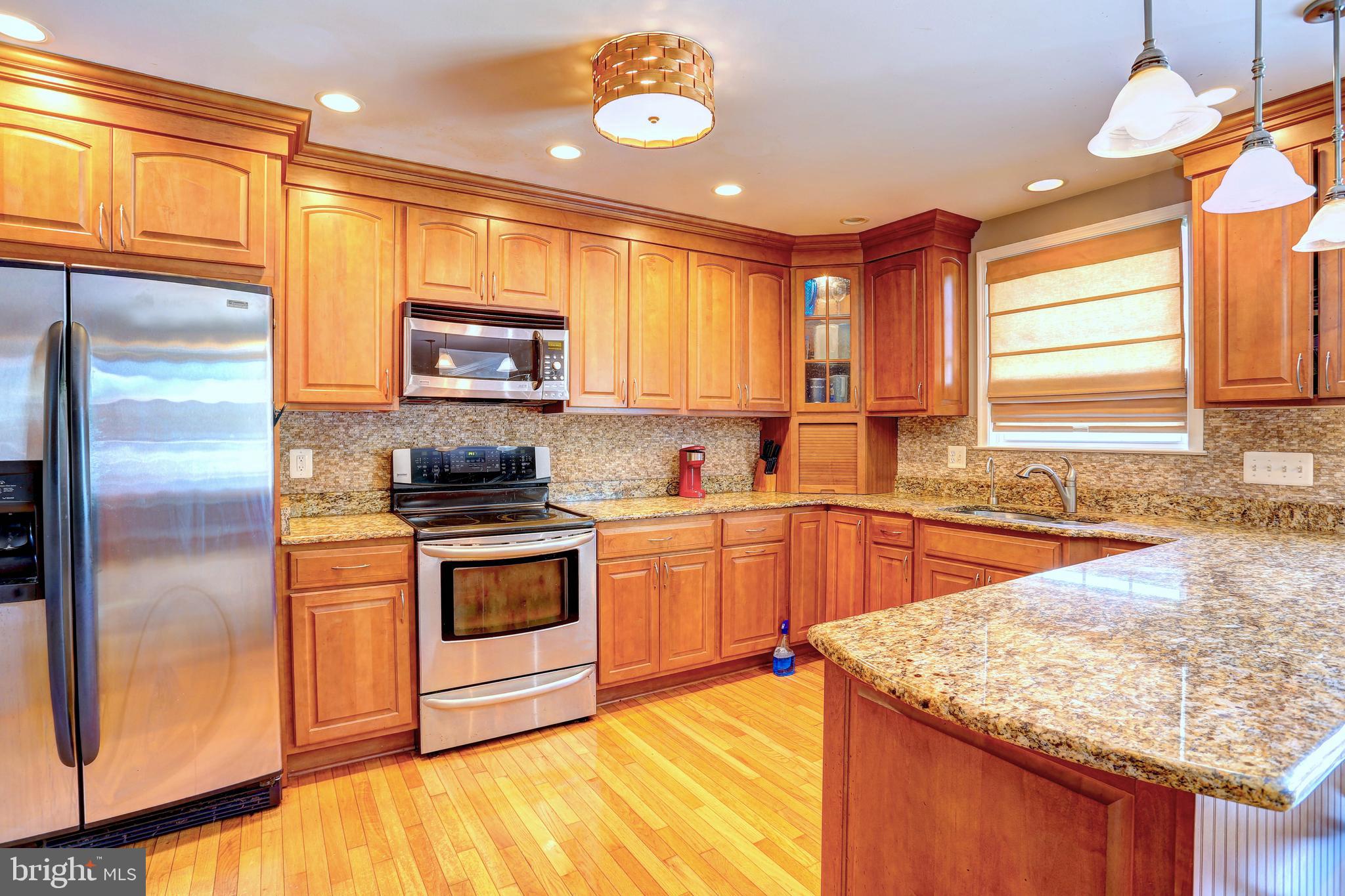 2220 Silver Lane Road Essex, MD 21221 - Photo 2 of 39