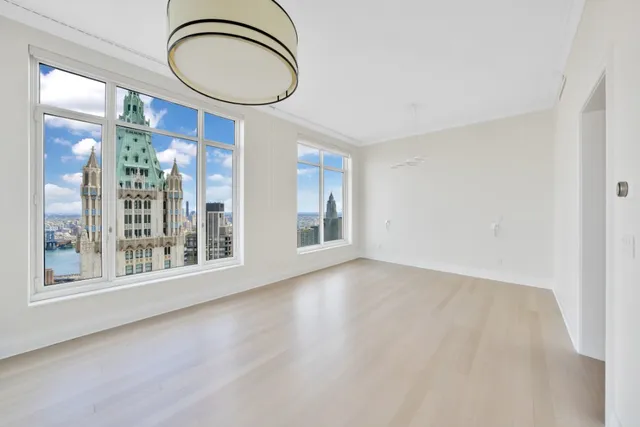 $28,950 | 30 Park Place, Unit 67B | TriBeCa