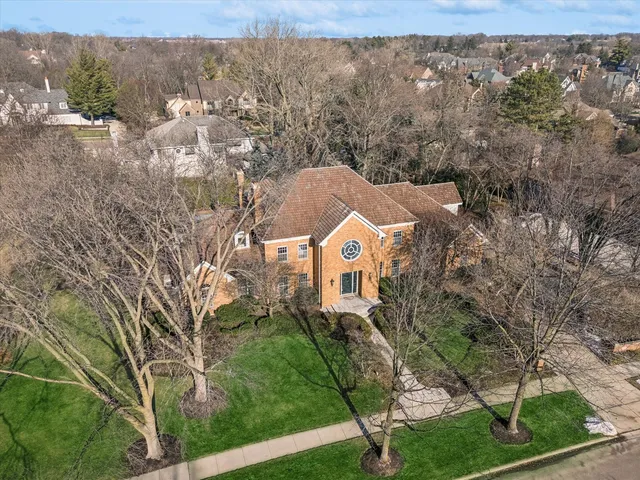 $1,375,000 | 2266 Pebble Creek Drive, Lisle, IL 60532