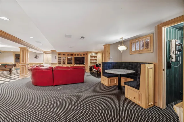 $1,375,000 | 2266 Pebble Creek Drive, Lisle, IL 60532