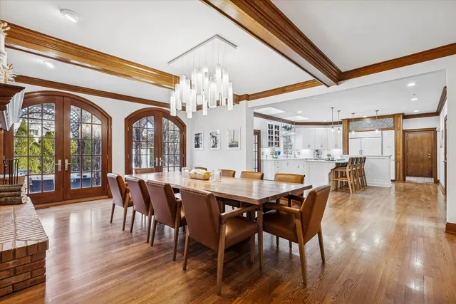 $1,375,000 | 2266 Pebble Creek Drive, Lisle, IL 60532