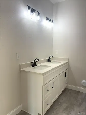 $449,900 | 363 Sleeping Indian Drive, Freeburg, IL 62243