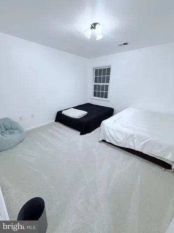 $2,595 | 13908 Greenfield Avenue, Maugansville, MD 21767