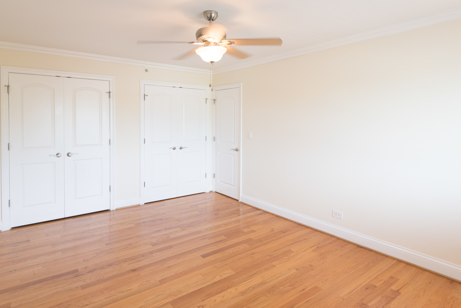 2206 South Goebbert Road, Unit 404 Arlington Heights, IL 60005 - Photo 16 of 19