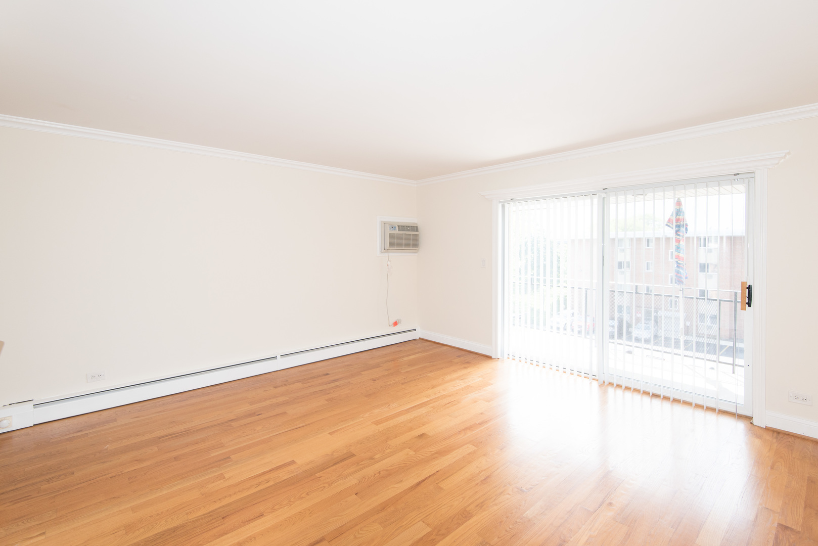 2206 South Goebbert Road, Unit 404 Arlington Heights, IL 60005 - Photo 8 of 19