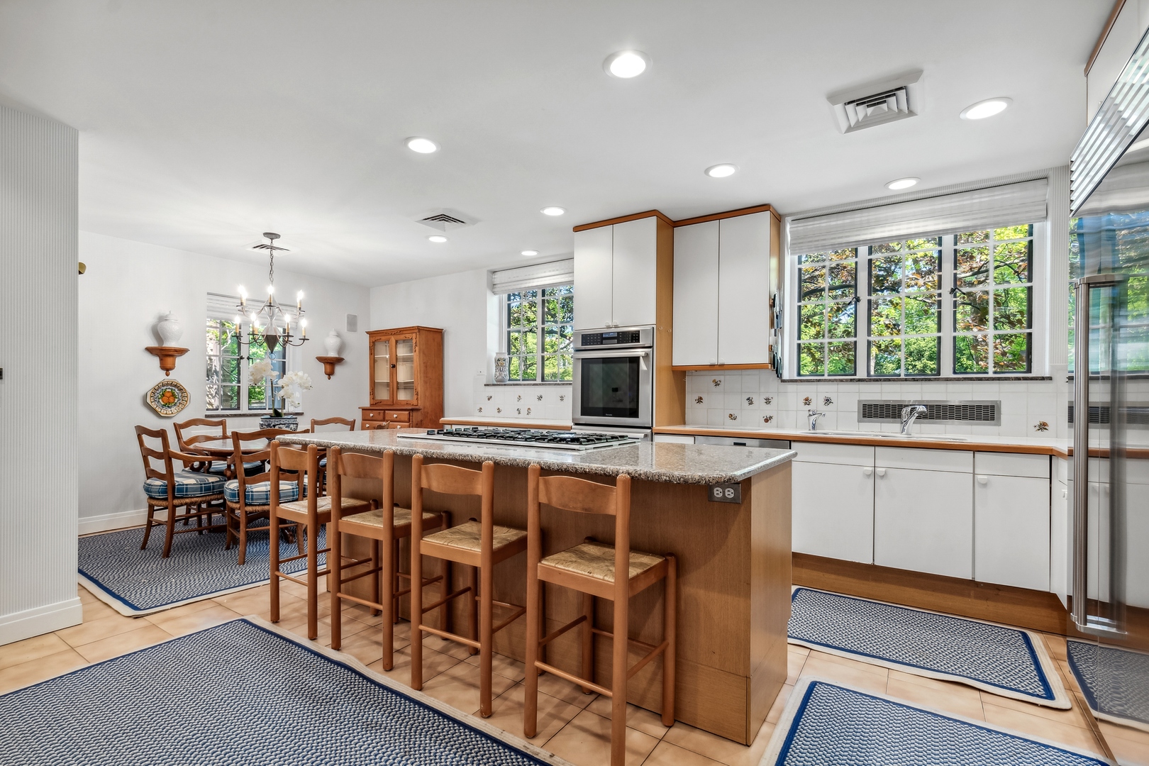 270 Birch Street Winnetka, IL 60093 - Photo 13 of 66